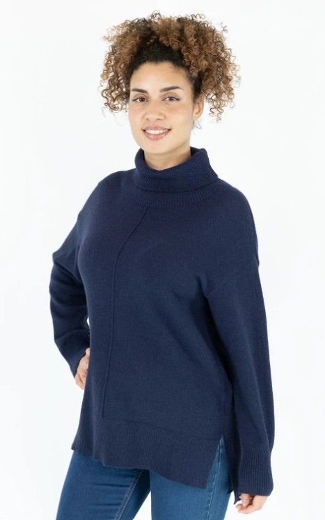 MAGLIONE A COLLO ALTO IN FILATO - immagine 2