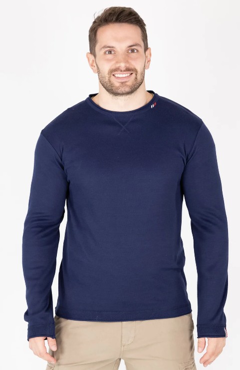 MAGLIA IN FILATO SOFFICE