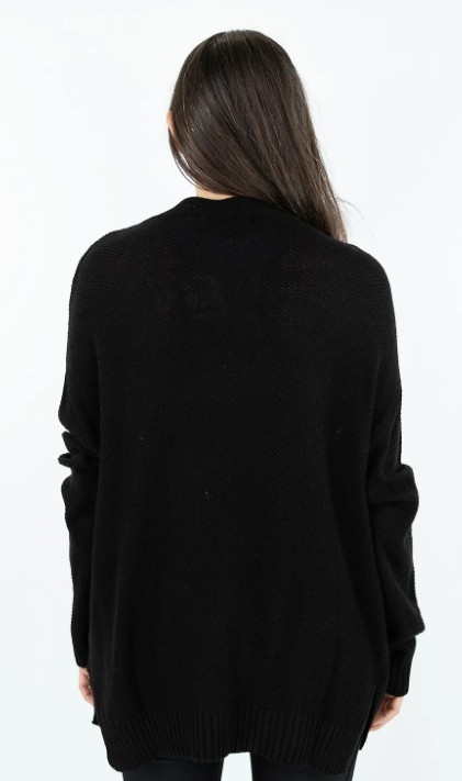 MAGLIONE CON SPACCHI LATERALI SUL FONDO - immagine 6